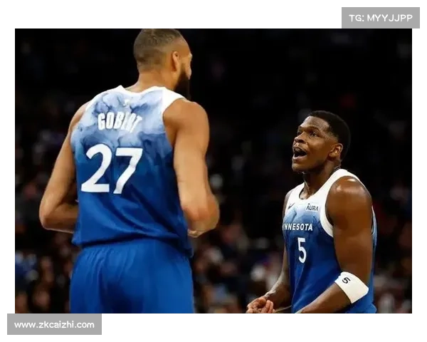 6日NBA前瞻:快船背靠背再胜独行侠?森林狼力争送76人11连败 6日NBA前瞻:快船背靠背再胜独行侠?森林狼力争送76人11连败